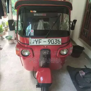 Bajaj 4 Stroke 2011 Three Wheel (Used)
