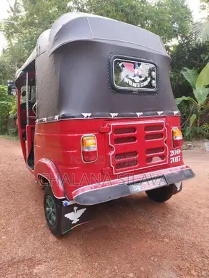 Bajaj 2 Stroke 1995 Three Wheel (Used)