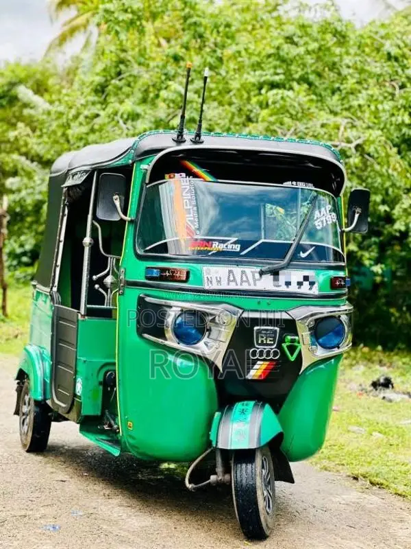 Bajaj RE 4 Stroke 2014 Three Wheel (Used)