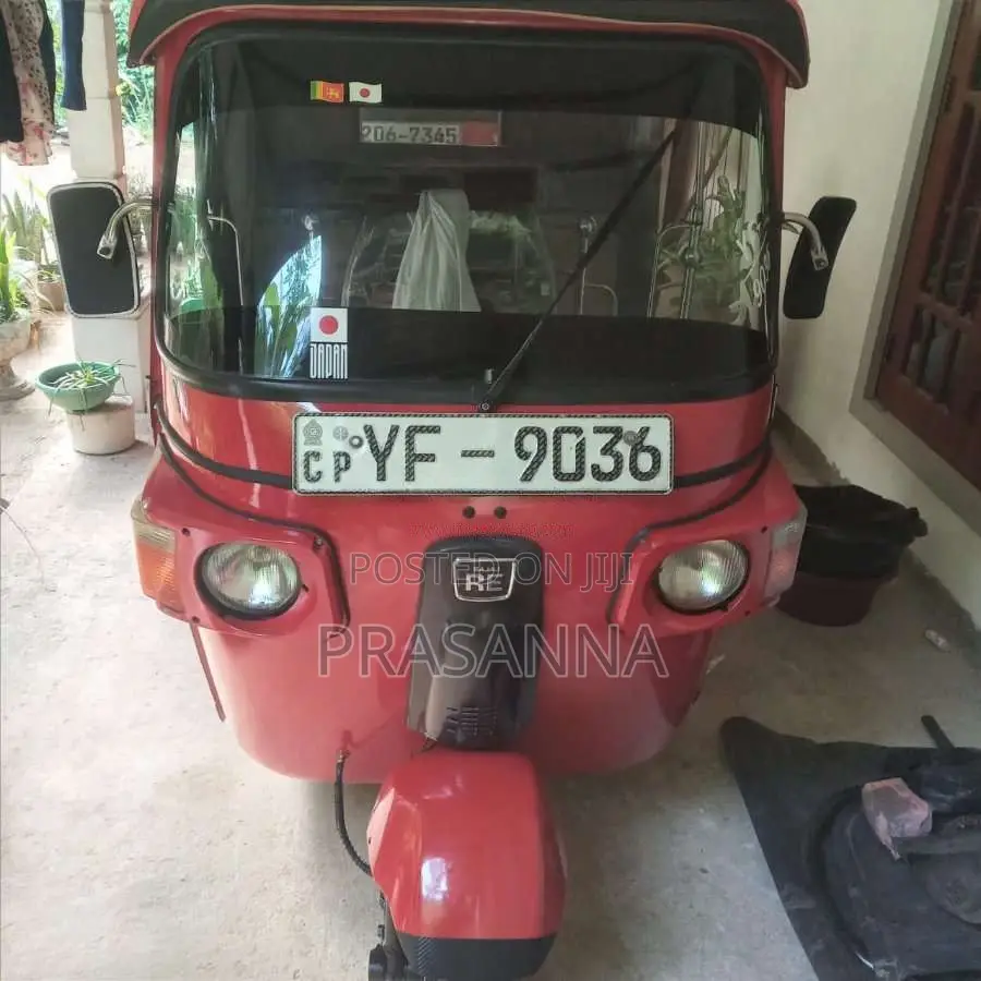 Bajaj 4 Stroke 2011 Three Wheel (Used)