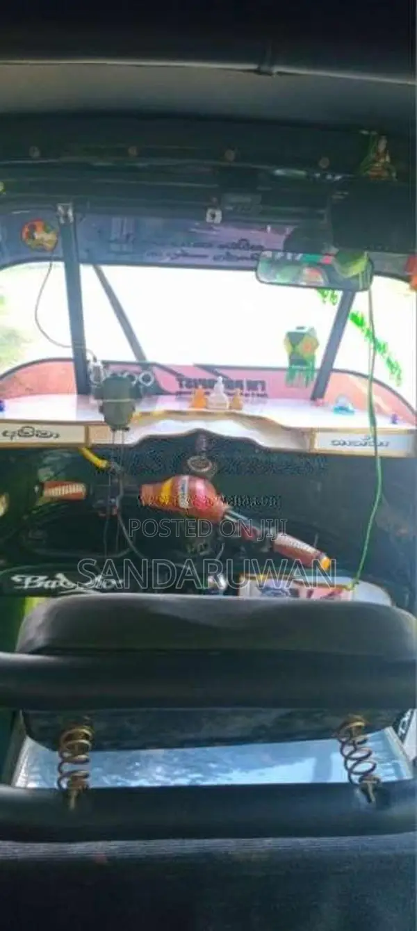 Bajaj RE 2 Stroke 2000 Three Wheel (Used)
