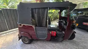 Bajaj 4 Stroke 2015 Three Wheel (Used)