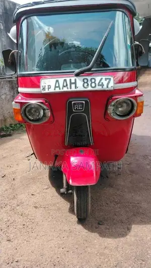 Bajaj 4 stroke 2013 Three Wheel (Used)