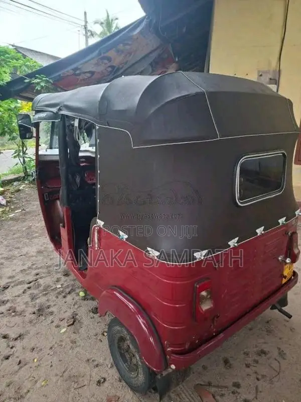 Bajaj 2 stroke 2006 Three Wheel (Used)