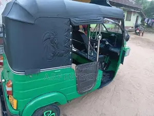 Bajaj RE 205 2013 Three Wheel (Used)