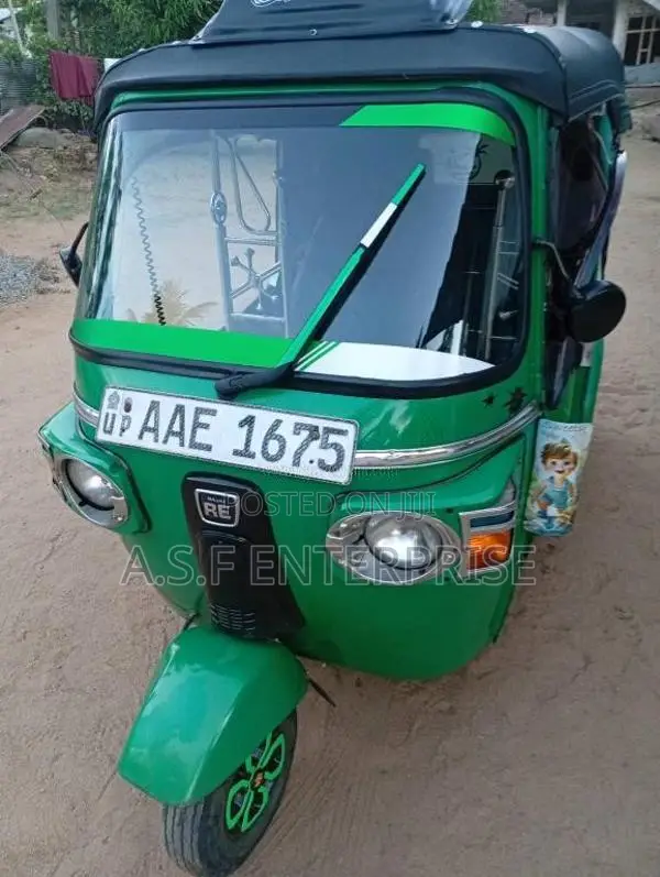 Bajaj RE 205 2013 Three Wheel (Used)