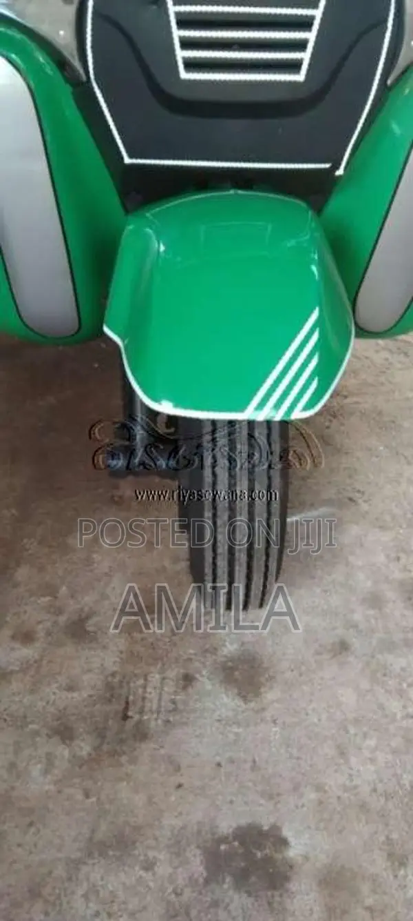 Bajaj RE 2014 Three Wheel (Used)