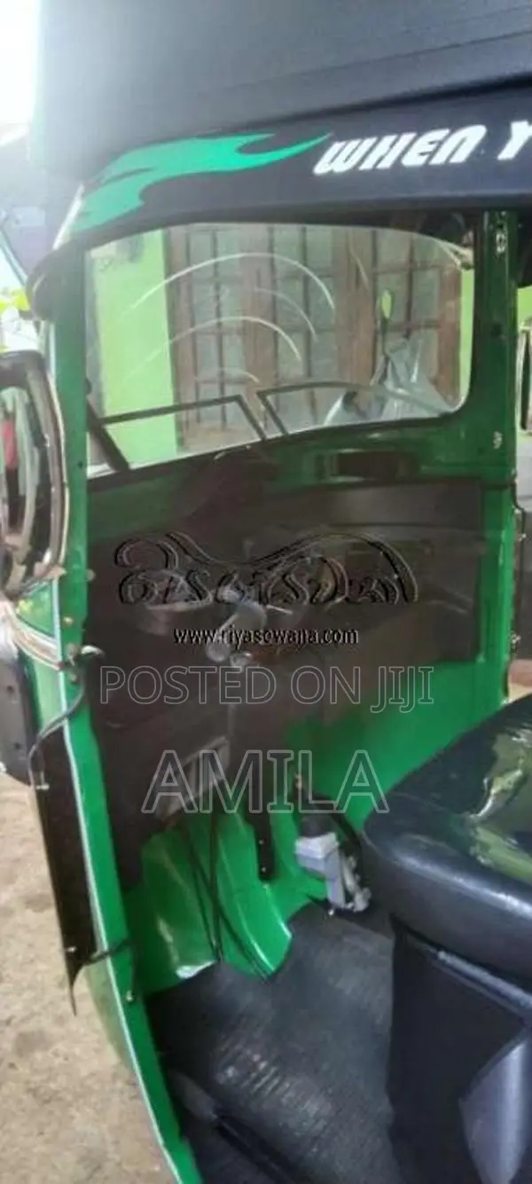 Bajaj RE 2014 Three Wheel (Used)