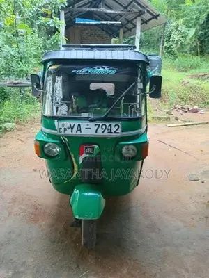 Bajaj RE 4 Stroke 2011 Three Wheel (Used)
