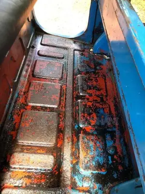 Bajaj 4 Stroke 2010 Three Wheel (Used)