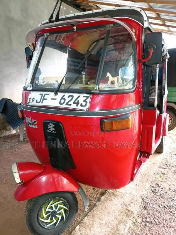 Bajaj 2 Stroke 2004 Three Wheel (Used)