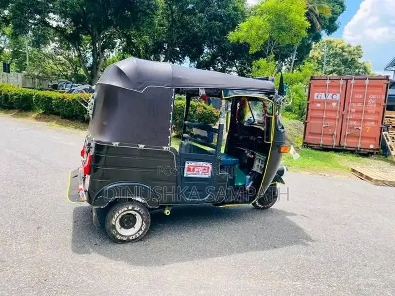 Bajaj 2 Stroke 1994 Three Wheel (Used)