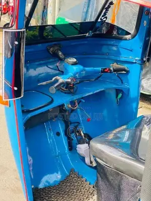 Bajaj 2 Stroke 1998 Three Wheel (Used)