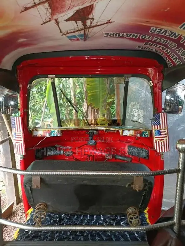 Bajaj 2 Stroke 2004 Three Wheel (Used)