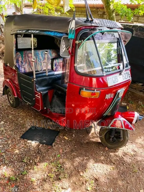 Bajaj 2 stroke 2005 Three Wheel (Used)