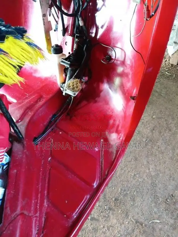 Bajaj 2 Stroke 2004 Three Wheel (Used)