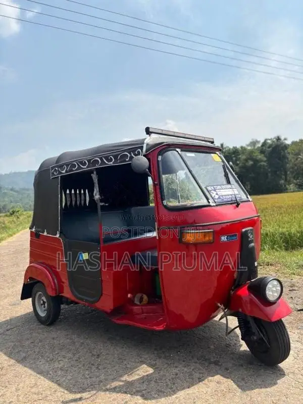 Bajaj 2 Stroke 2006 Three Wheel (Used)
