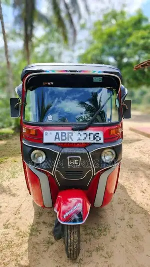 Bajaj 4 stroke 2018 Three Wheel (Used)