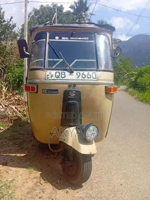 Bajaj RE 2 Stroke 2005 Three Wheel (Used)