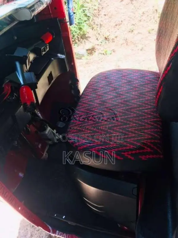 Bajaj 4 Stroke 2018 Three Wheel (Used)