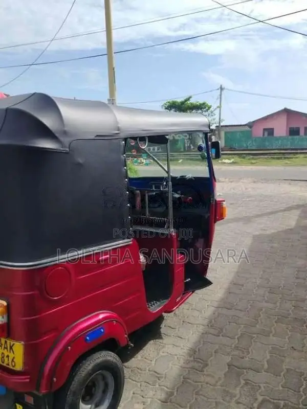 Bajaj RE 4 Stroke 2013 Three Wheel (Used)