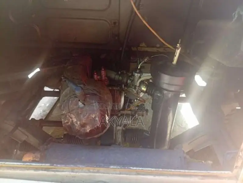 Bajaj RE 2 Stroke 2005 Three Wheel (Used)
