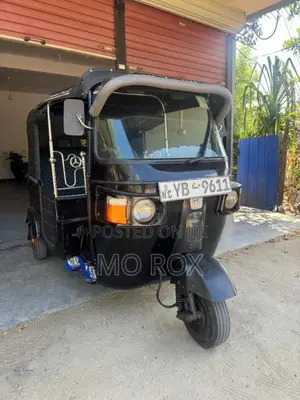 Bajaj RE 2010 Three Wheel (Used)