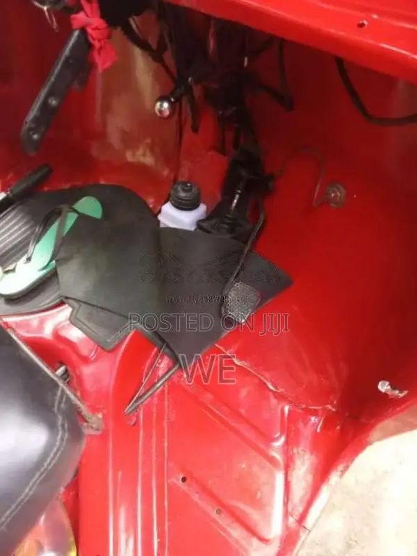Bajaj 2 Stroke 2005 Three Wheel (Used)