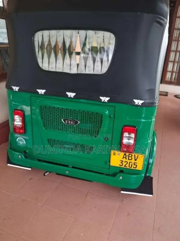 Bajaj Re 2025 Three Wheel (Used)