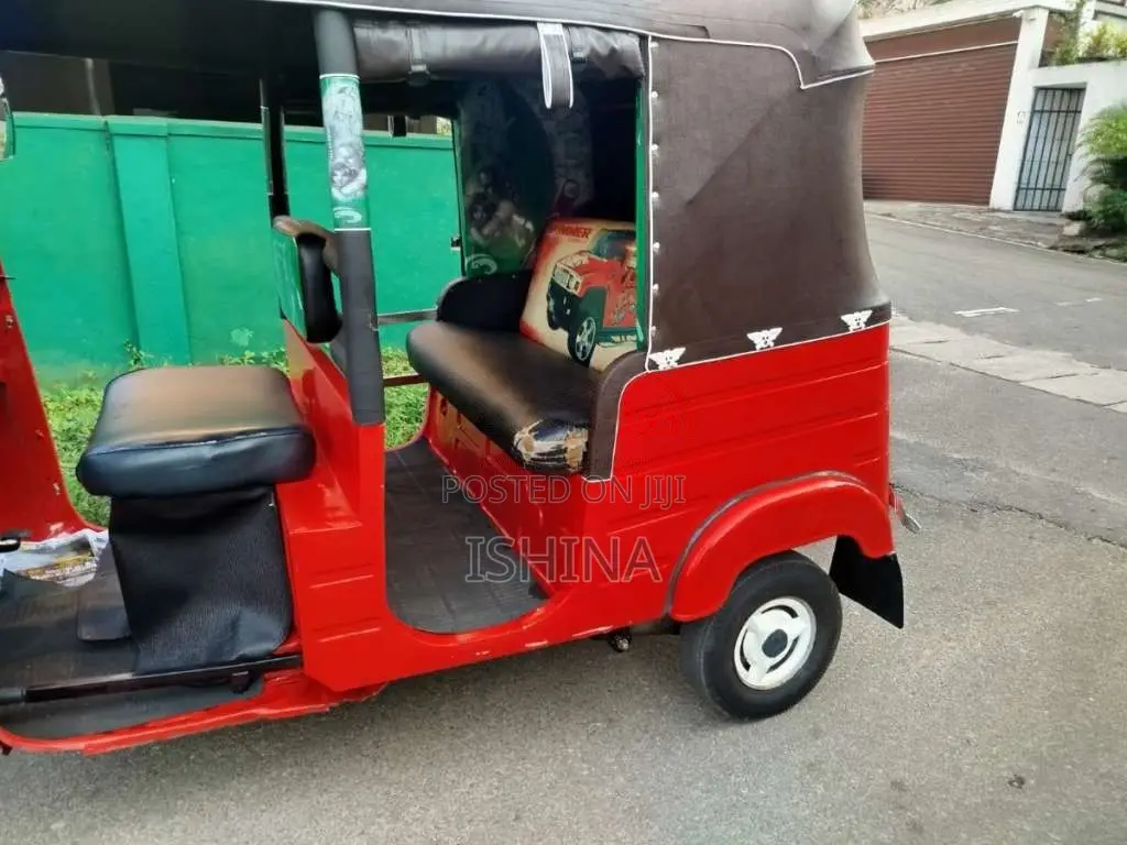 Bajaj 2 Stroke 2003 Three Wheel (Used)