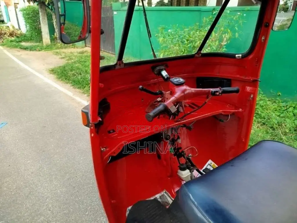 Bajaj 2 Stroke 2003 Three Wheel (Used)