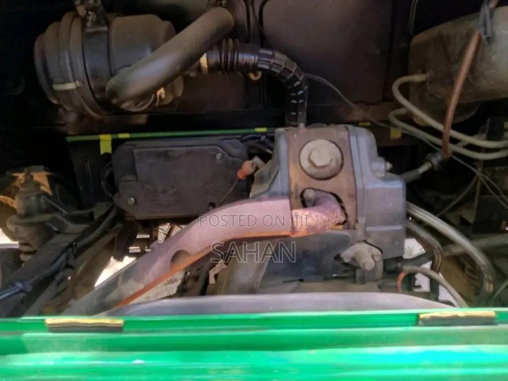 Bajaj RE 205 2013 Three Wheel (Used)