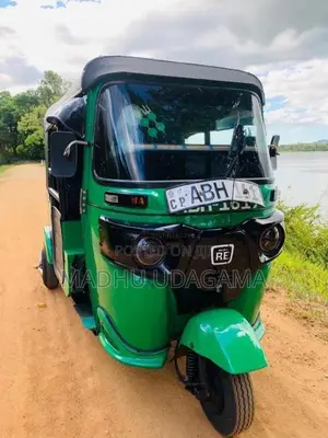 Bajaj RE 4 Stroke 2015 Three Wheel (Used)