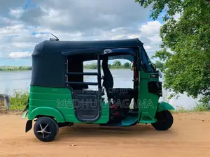 Bajaj RE 4 Stroke 2015 Three Wheel (Used)