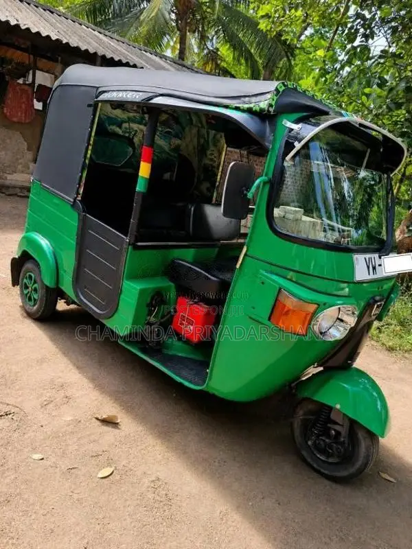 Bajaj 4 Stroke 2012 Three Wheel (Used)