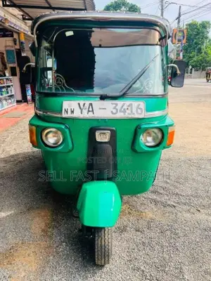 Bajaj 4 Stroke 2010 Three Wheel (Used)