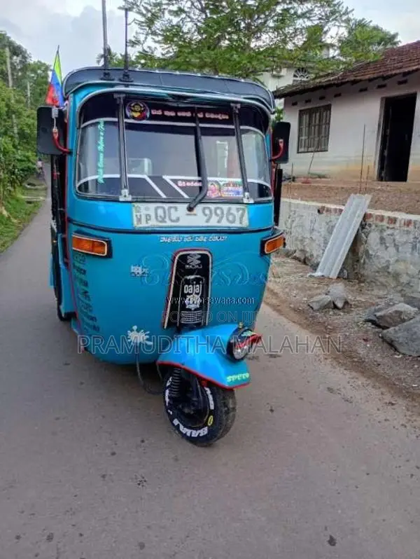 Bajaj 2 Stroke 2005 Three Wheel (Used)