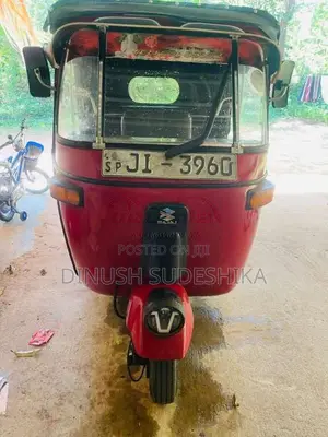 Bajaj 2 Stroke 2004 Three Wheel (Used)