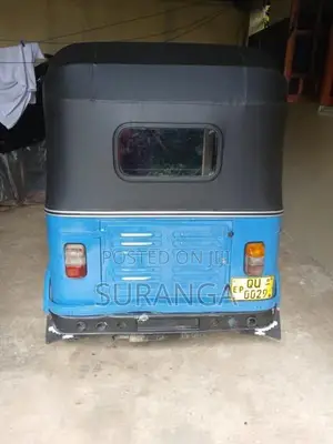 Bajaj RE 2009 Three Wheel (Used)