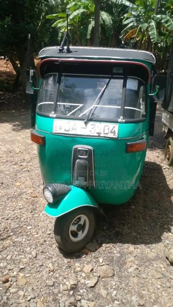 Bajaj RE 2004 Three Wheel (Used)