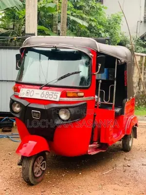 Bajaj 4 Stroke 2009 Three Wheel (Used)