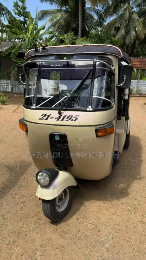 Bajaj 2 Stroke 1993 Three Wheel (Used)