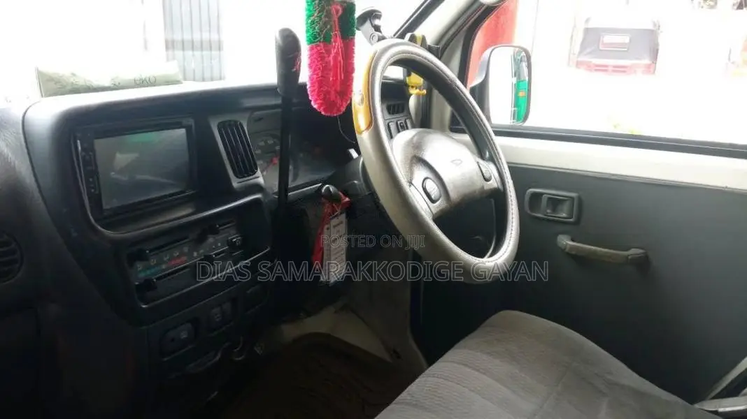 Daihatsu Hijet 2005 Van (Used)
