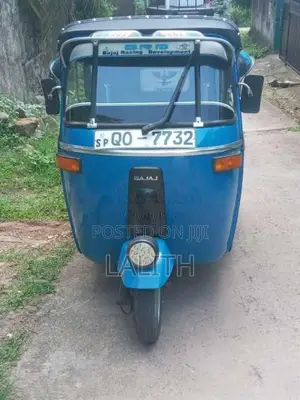 Bajaj 4 Stroke 2008 Three Wheel (Used)