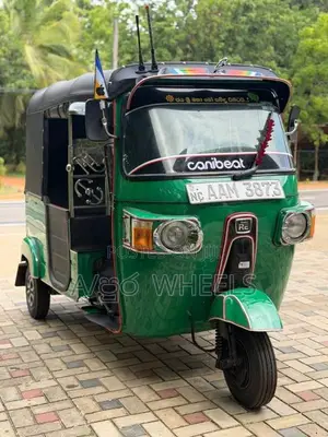 Bajaj RE 205 2013 Three Wheel (Used)