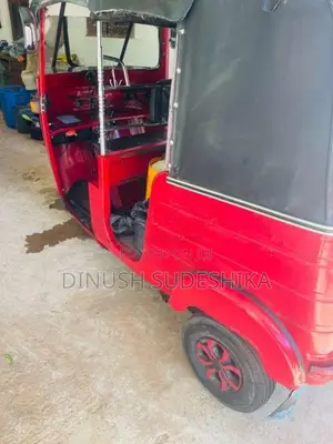Bajaj 2 Stroke 2004 Three Wheel (Used)