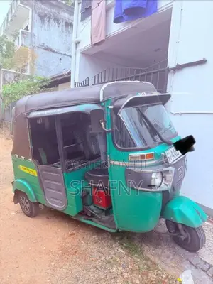 Bajaj RE 4 Stroke 2014 Three Wheel (Used)