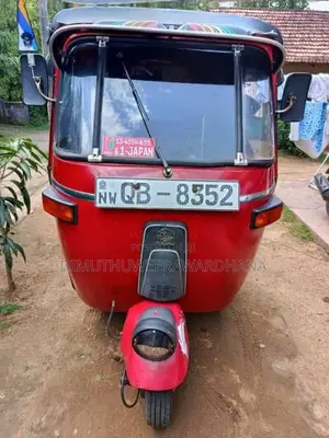 Bajaj RE 2 Stroke 2005 Three Wheel (Used)