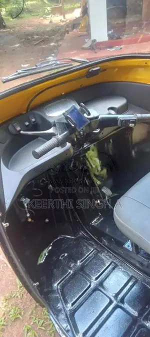 Piaggio City 2014 Three Wheel (Used)