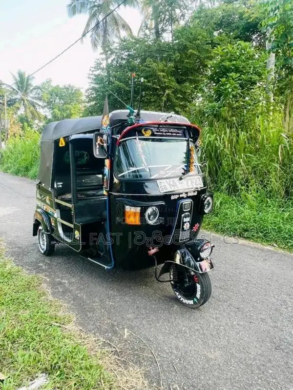 Bajaj RE 4 Stroke 2010 Three Wheel (Used)